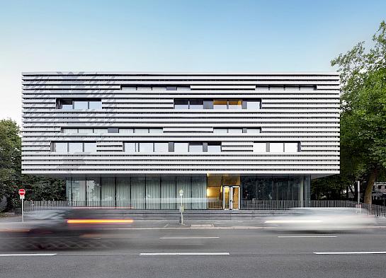 Studiengebäude der Bergischen Universität Wuppertal, Verkehrsplanung NRW