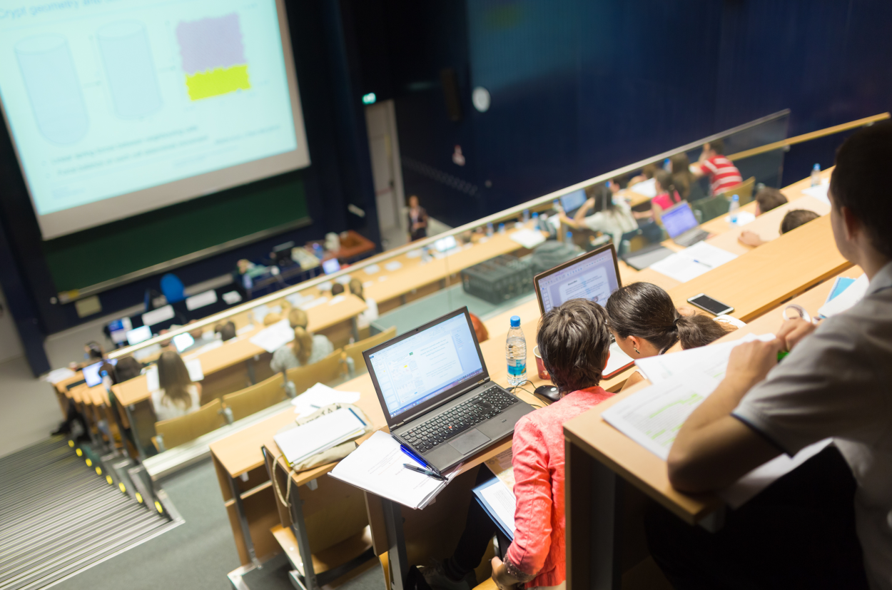 Vorlesung im Hörsaal beim Stadtplanungsstudium NRW