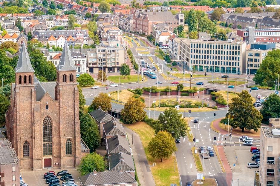 Stadtbild mit allen Aspekten der Verkehrs- und Stadtplanung